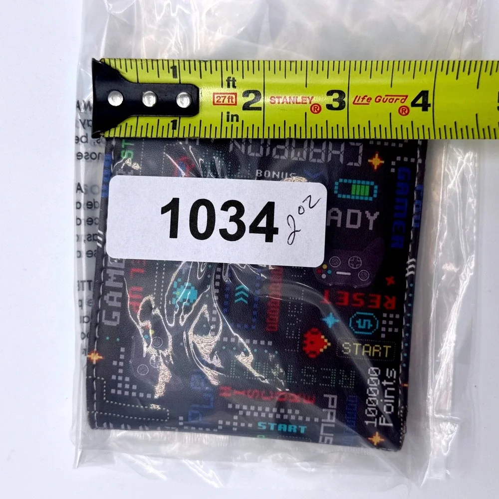 Bitsup‎ Retro Video Game Arcade Print Bifold Wallet Black Gamer ID Zip